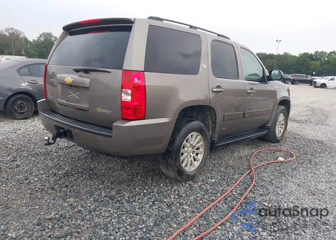 2011 Chevrolet Tahoe Hybrid from USA, damaged, VIN 1GNSKDFJ4BR136650